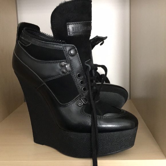 BURBERRY boots - Picture 9 of 10